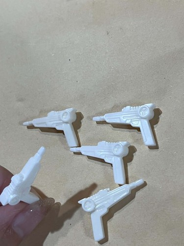 Five guns reproduction - five,